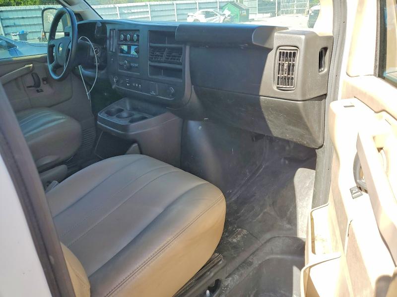 2022 Chevrolet Express VIN 1GCWGAFP9N1279871 COPART salvage auction — FRONT END, Fl - Cert Of Title Slvg Rebuildable, sold $8,700 on 2026-07-29 (photo 8)