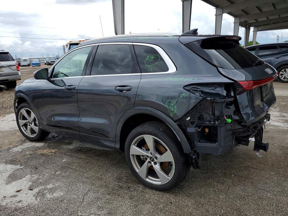 2025 Audi Q5 VIN WA12AAGU6S2043070 COPART salvage auction — FRONT END, Id - Salvage Certificate Of Title, sold $20,000 on 2026-07-29 (photo 2)
