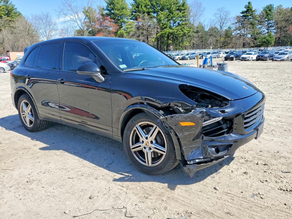 2017 Porsche VIN WP1AA2A26HKA92016 COPART salvage auction — FRONT END, Salvage Title, sold $1,350 on 2026-08-10 (photo 4)