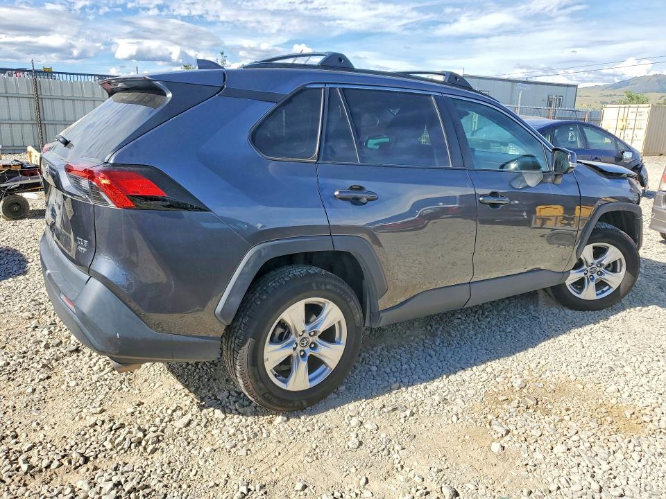 2021 Toyota Rav4 VIN 2T3P1RFV1MC160104 COPART salvage auction — FRONT END, Ca - Salvage Certificate, sold $8,300 on 2026-07-09 (photo 3)