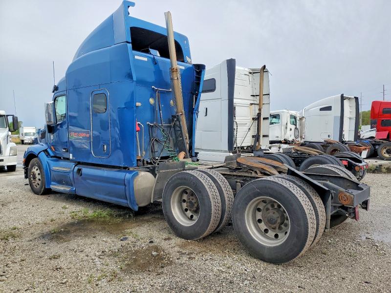 2015 Peterbilt 579 VIN 1XPBDP9XXFD266440 COPART salvage auction — SIDE, IN - CERT OF TITLE-SALVAGE TITLE, sold $5,300 on 2026-07-09 (photo 3)