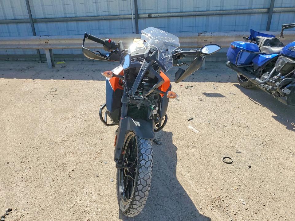 2020 Ktm 390 adventure VIN MD2JGJ402LC212279 COPART salvage auction — FRONT END, TX - SALVAGE VEHICLE TITLE, sold $750 on 2026-07-23 (photo 2)
