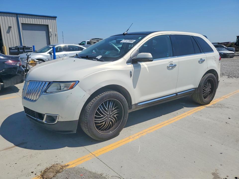 2012 Lincoln Mkx VIN 2LMDJ8JK9CBL10602 COPART salvage auction — FRONT END, Id - Salvage Certificate Of Title, sold $925 on 2026-07-23 (photo 1)