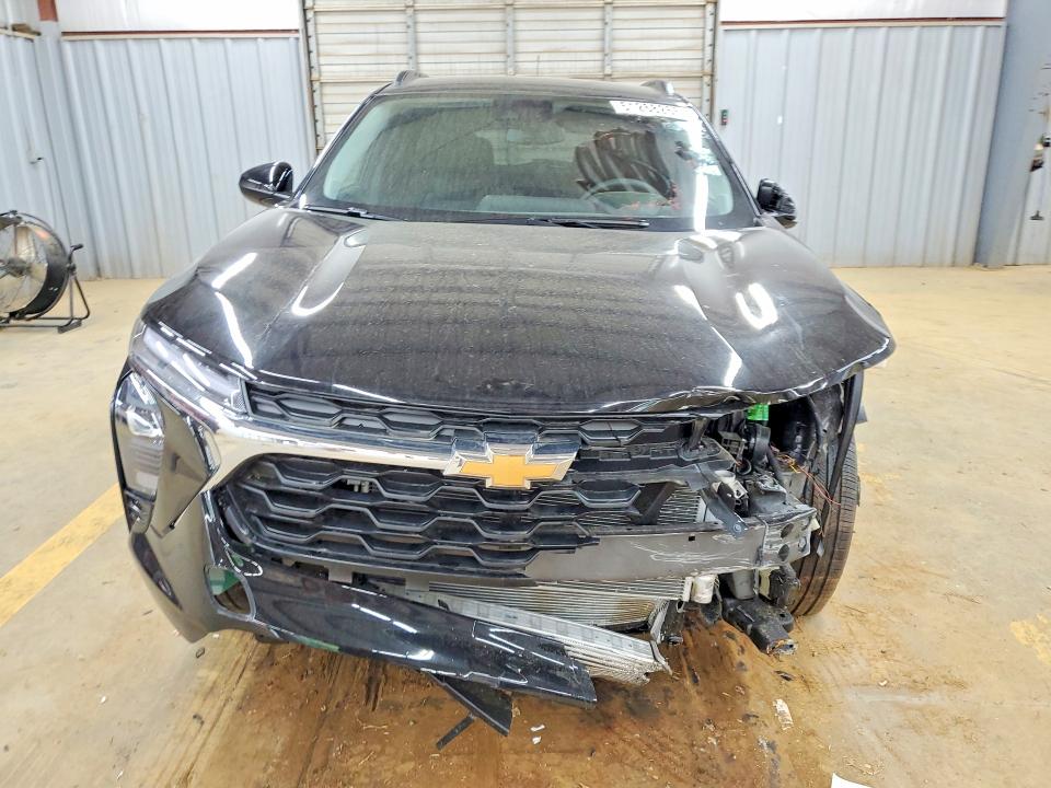 2026 Chevrolet VIN KL77LHEP0TC072181 COPART salvage auction — FRONT END, Fl - Dealer Only Salvage Title, sold $8,800 on 2026-07-29 (photo 5)