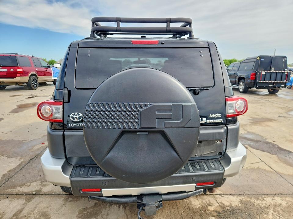 2014 Toyota Fj cruiser VIN JTEBU4BF8EK186982 COPART salvage auction — FRONT END, Tx - Certificate Of Title, sold $6,700 on 2026-07-02 (photo 6)