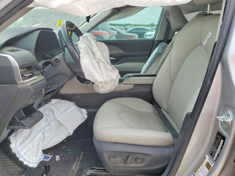2024 Toyota Highlander VIN 5TDAAAA59RS000624 COPART salvage auction — FRONT END, Salvage Title, sold $8,200 on 2026-07-23 (photo 7)