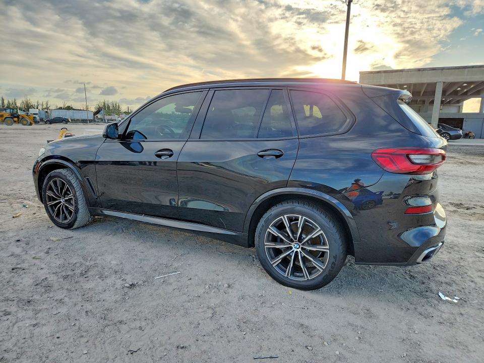 2019 BMW X5 VIN 5UXCR6C50KLK85845 COPART salvage auction — WATER/FLOOD, FL - CERT OF TITLE-SLVG REBLD FLOOD, sold $25 on 2026-07-30 (photo 2)