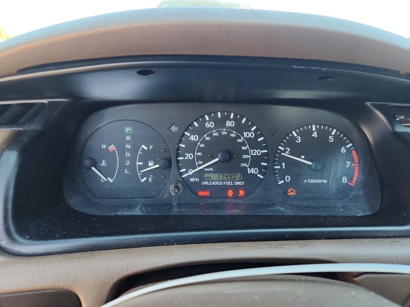 1998 Toyota Camry VIN JT2BG28K8W0250156 COPART salvage auction — FRONT END, Or - Salvage Title Certificate, sold $225 on 2026-07-22 (photo 9)