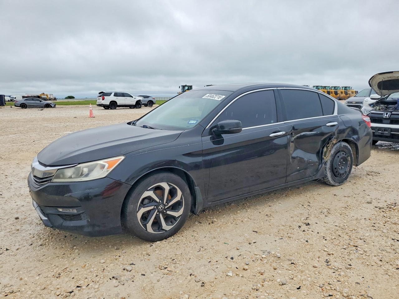 2016 Honda Acc S Ex VIN 1HGCR2F08GA133620 COPART salvage auction — Side, TX - SALVAGE VEHICLE TITLE (P), sold $2,300 on 2026-07-09 (photo 1)