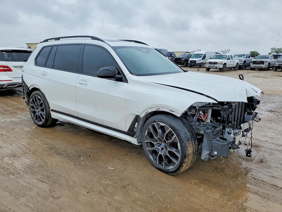 2025 BMW X7 VIN 5UX33EM02S9Z88326 COPART salvage auction — FRONT END, Tx - Salvage Vehicle Title, sold $10,700 on 2026-07-30 (photo 4)