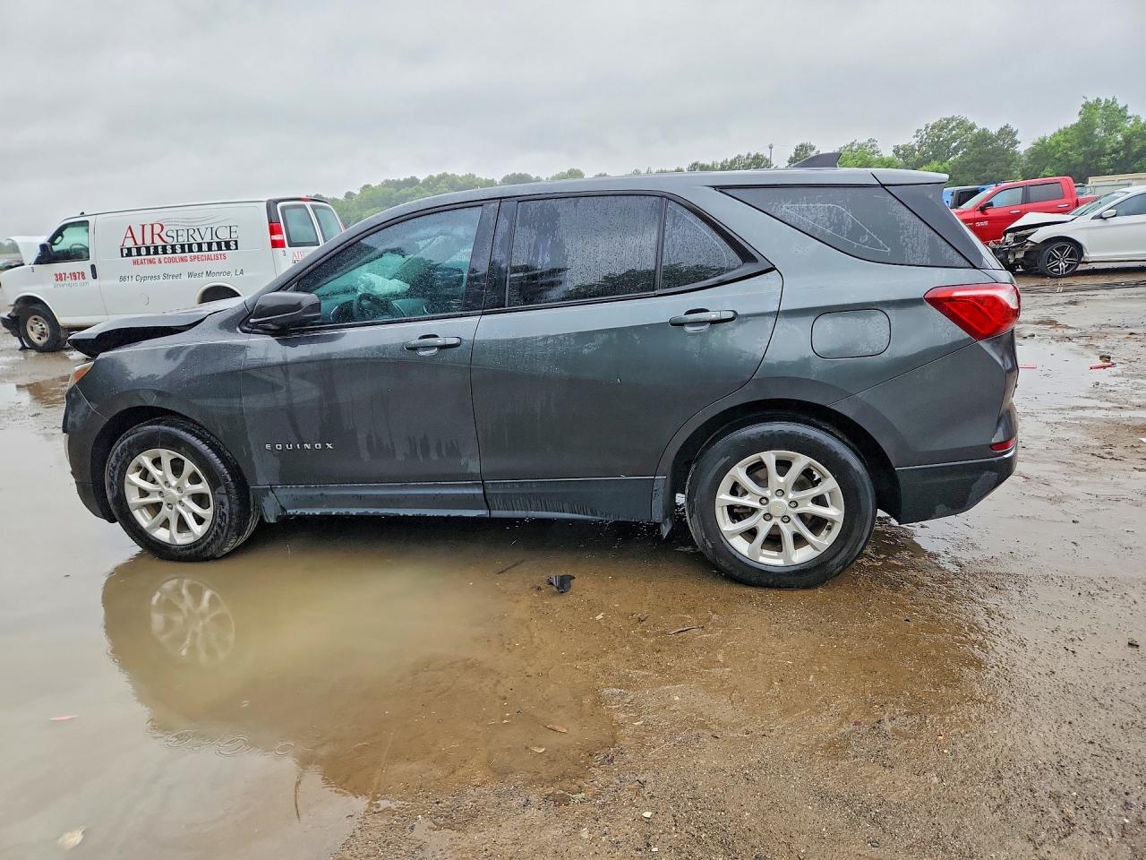 2018 Chevrolet Equinox VIN 3GNAXHEV7JS506168 COPART salvage auction — Front End, LA - CERT OF TITLE-SALVAGE, sold $2,100 on 2026-07-09 (photo 2)