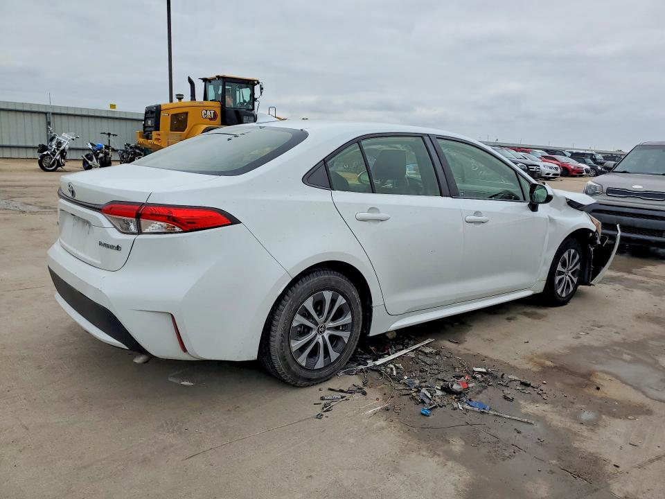2022 Toyota VIN JTDEAMDE0N3001378 COPART salvage auction — FRONT END, Tx - Salvage Vehicle Title, sold $6,000 on 2026-07-20 (photo 3)