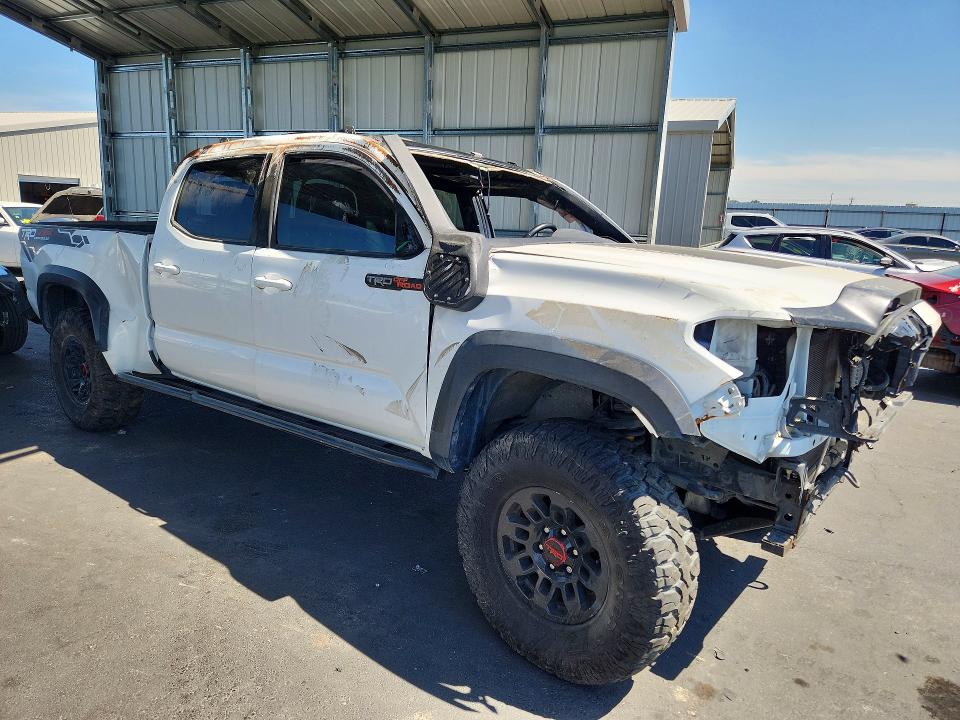 2019 Toyota Tacoma VIN 3TMDZ5BN0KM073043 COPART salvage auction — ROLLOVER, Ca - Salvage Certificate (P), sold $6,300 on 2026-07-02 (photo 4)