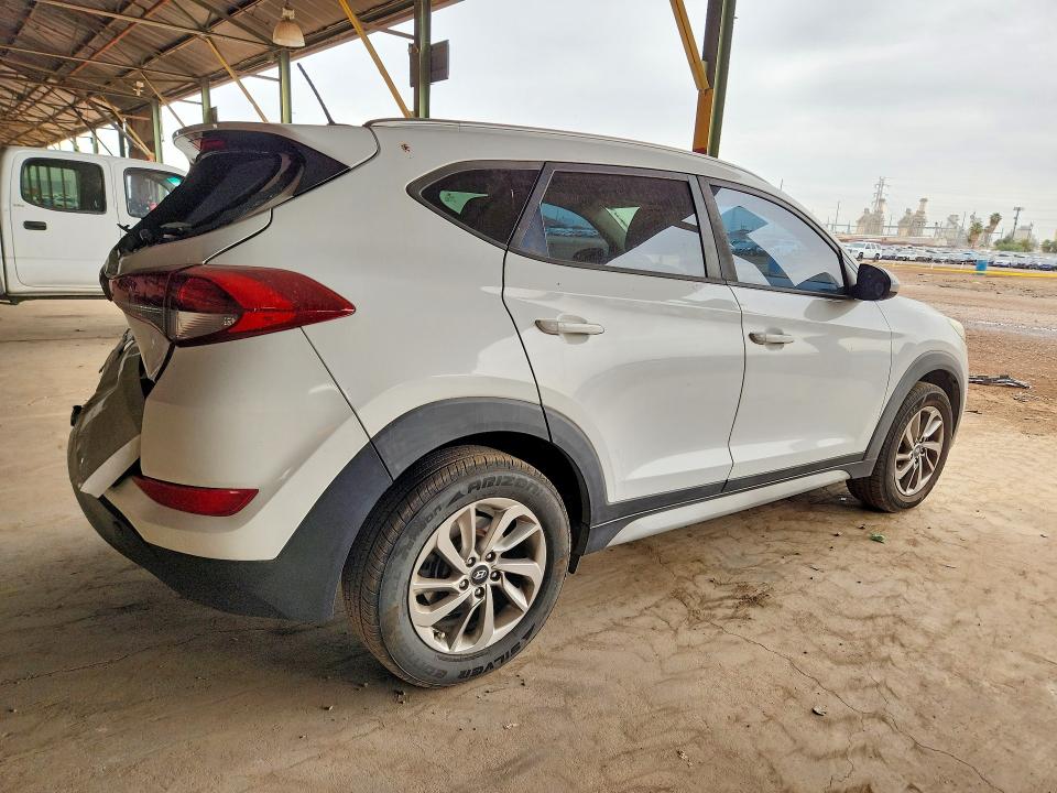 2017 Hyundai Tucson VIN KM8J33A49HU463737 COPART salvage auction — REAR END, Id - Salvage Certificate Of Title, sold $2,950 on 2026-07-08 (photo 3)