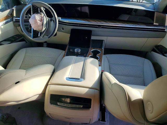 2026 Cadillac Escalade esv VIN 1GYS9MKL8TR130051 COPART salvage auction — Front End, FL - CERT OF TITLE SLVG REBUILDABLE (P), sold $50,500 on 2026-05-06 (photo 8)