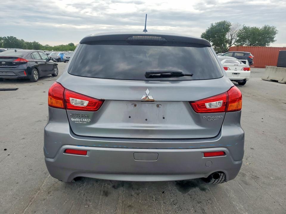 2011 Mitsubishi Outlander VIN JA4AP3AU1BZ012119 COPART salvage auction — SIDE, Id - Salvage Certificate Of Title, sold $1,000 on 2026-07-30 (photo 6)