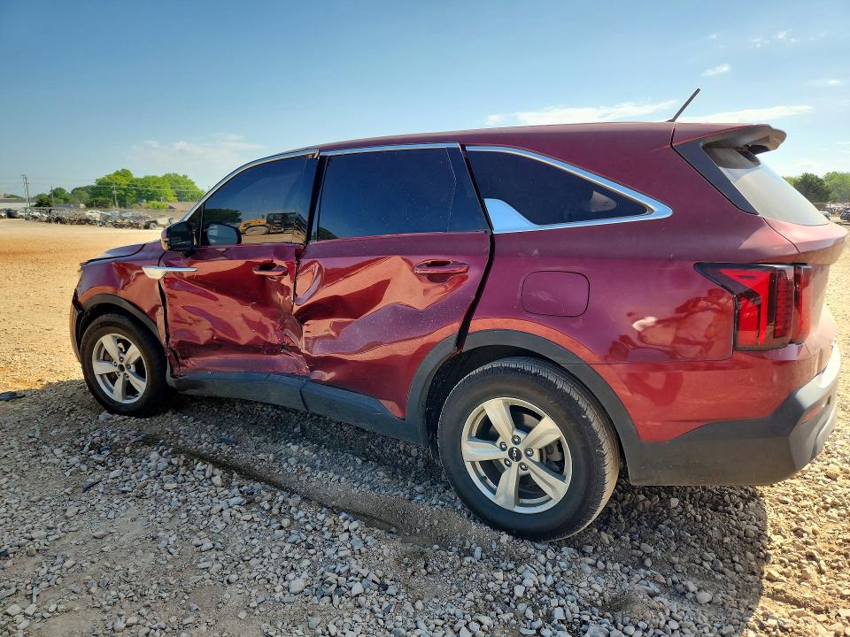 2022 Kia Sorento VIN 5XYRG4LC5NG139283 COPART salvage auction — ROLLOVER, AL - CERT OF TITLE-SALVAGE TITLE, sold $3,500 on 2026-07-08 (photo 2)