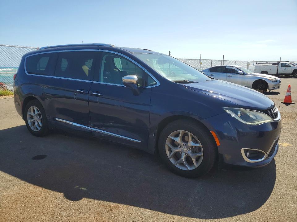 2018 Chrysler Pacifica VIN 2C4RC1GG4JR273828 COPART salvage auction — SIDE, Hi - Certificate Of Title, sold $2,000 on 2026-08-24 (photo 4)
