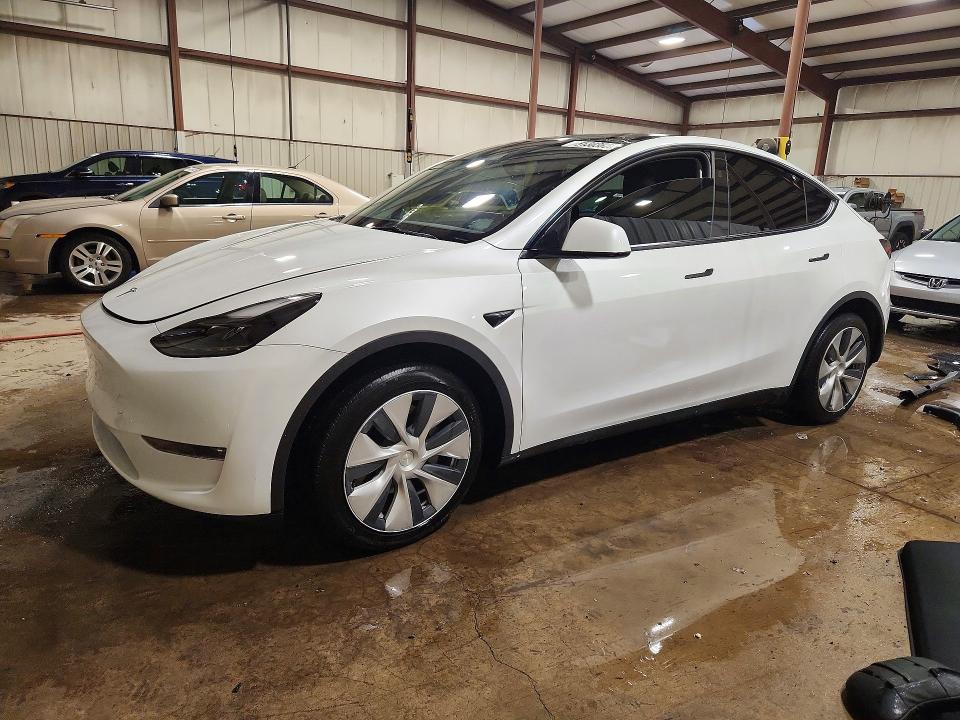 2023 Tesla Model y VIN 7SAYGAEE8PF881991 COPART salvage auction — REAR END, PA, sold $10,000 on 2026-07-28 (photo 1)