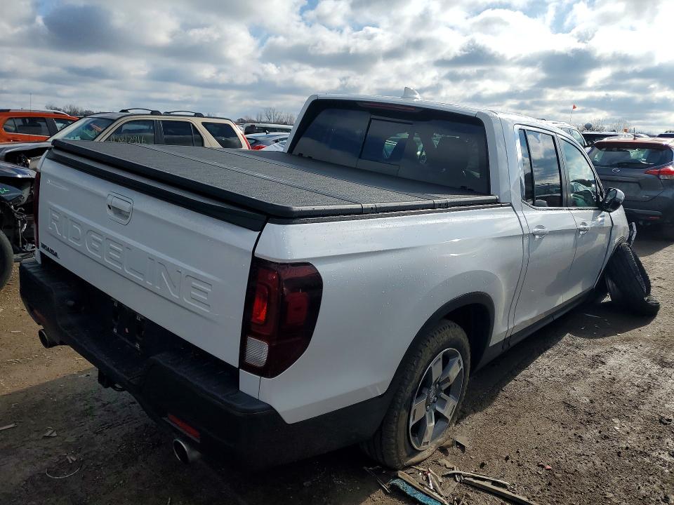 2024 Honda Ridgeline VIN 5FPYK3F52RB014098 COPART salvage auction — SIDE, Il - Salvage Certificate, sold $10,200 on 2026-07-09 (photo 3)