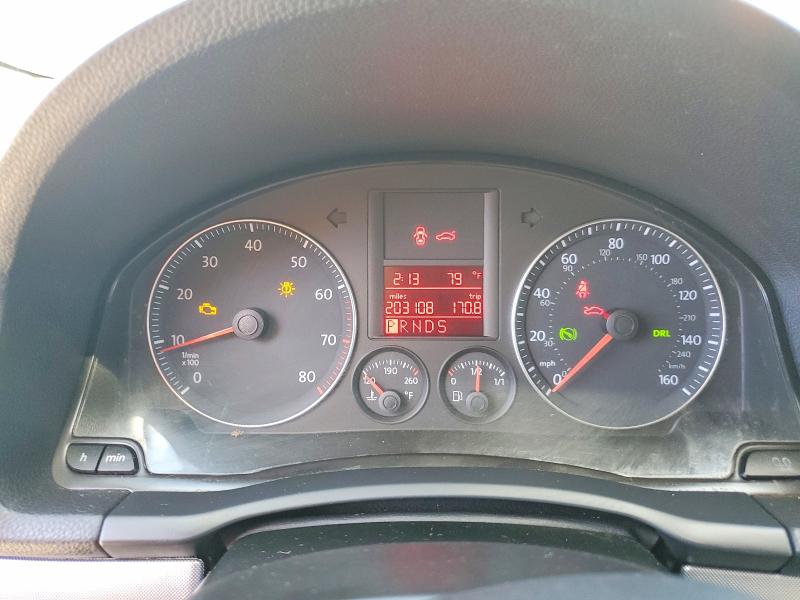 2008 Volkswagen Jetta VIN 3VWRM71K18M175027 COPART salvage auction — MINOR DENT/SCRATCHES, Nm - Dis/Dlr/Exp Only Clean Title (P), sold $350 on 2026-07-08 (photo 9)