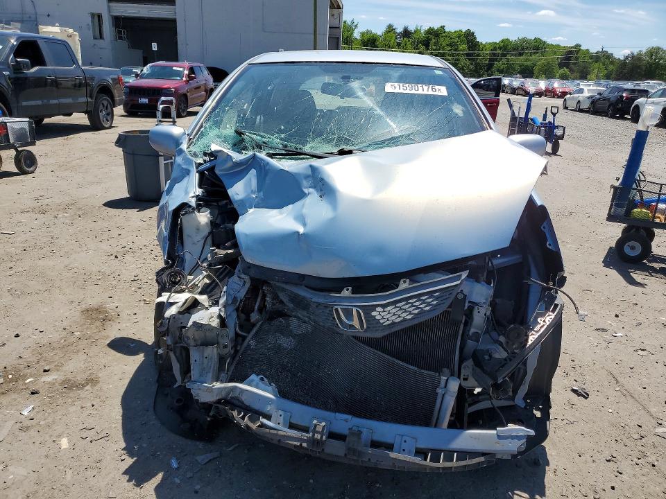 2010 Honda Fit VIN JHMGE8H49AC032904 COPART salvage auction — FRONT END, Va - Cert Of Title - Salvage, sold $375 on 2026-07-08 (photo 5)