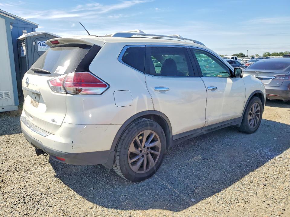 2016 Nissan Rogue VIN 5N1AT2MT0GC886918 COPART salvage auction — MINOR DENT/SCRATCHES, Ca - Dis/Dlr/Exp Only Clean Title (P), sold $1,750 on 2026-07-09 (photo 3)