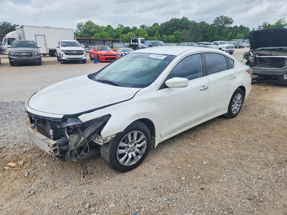 2015 Nissan Altima VIN 1N4AL3AP5FN367180 COPART salvage auction — FRONT END, Ms - Cert Of Title-Salvaged, sold $400 on 2026-07-03 (photo 1)