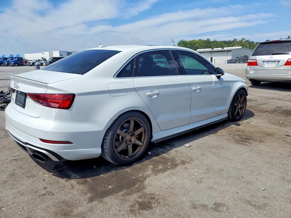 2018 Audi Rs3 VIN WUABWGFF5J1904758 COPART salvage auction — FRONT END, Salvage Title, sold $19,100 on 2026-08-10 (photo 3)