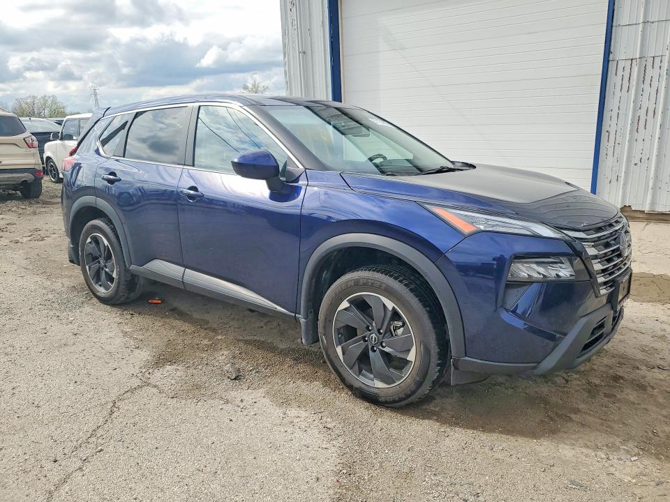 2025 Nissan Rogue VIN JN8BT3BB1SW170050 COPART salvage auction — REAR END, Il - Salvage Certificate, sold $5,800 on 2026-07-04 (photo 4)