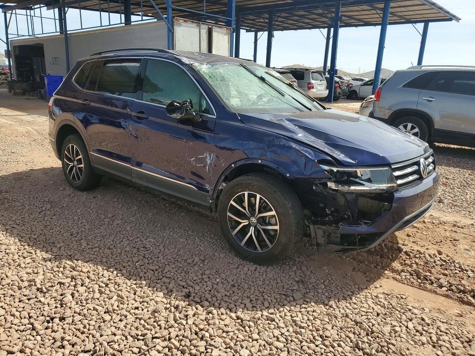 2021 Volkswagen Tiguan VIN 3VV2B7AX4MM003821 COPART salvage auction — ROLLOVER, Other, sold $225 on 2026-07-21 (photo 4)