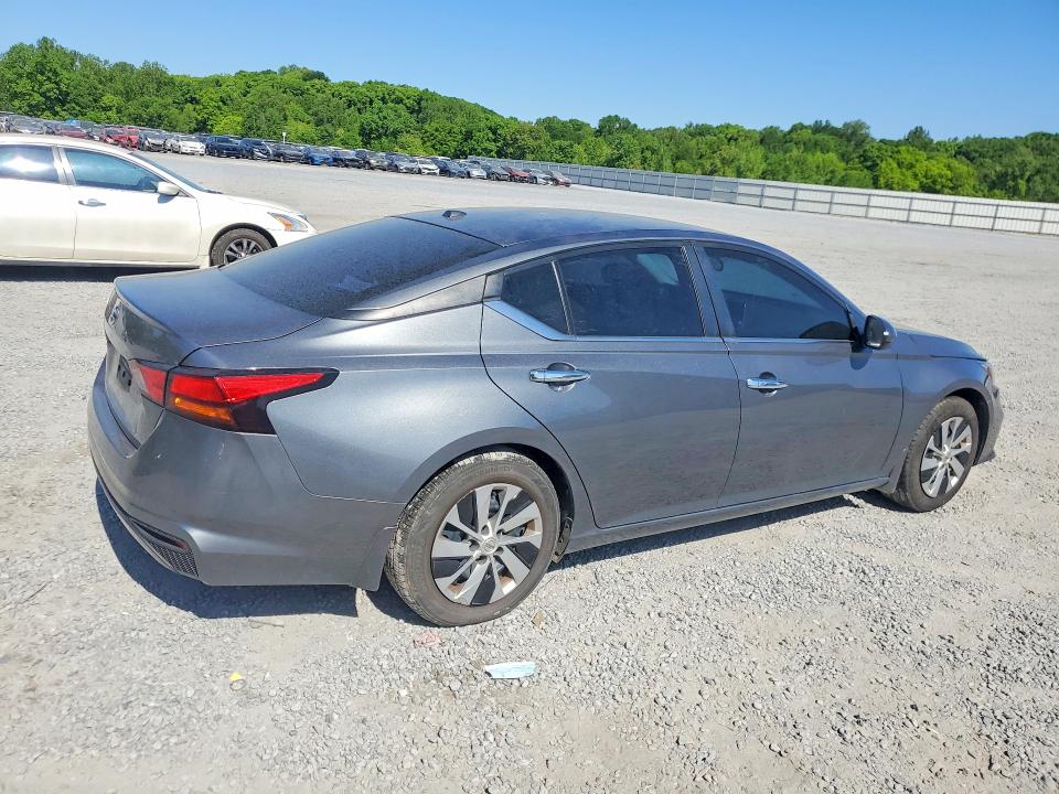 2020 Nissan Altima VIN 1N4BL4BV4LC117718 COPART salvage auction — REAR END, Nc - Salvage Certificate Of Title, sold $1,300 on 2026-07-22 (photo 3)