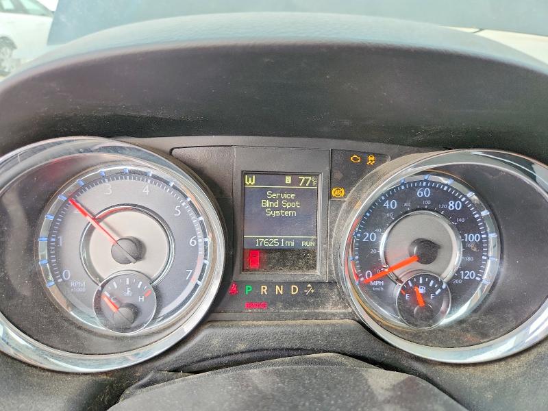 2014 Chrysler Town & country VIN 2C4RC1CG9ER316605 COPART salvage auction — FRONT END, Ok - Cert Of Title-Repossession, sold $1,150 on 2026-07-10 (photo 9)
