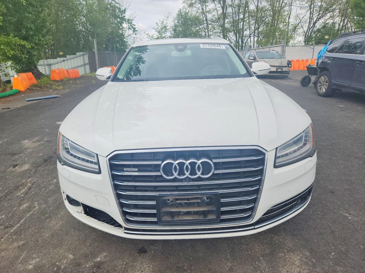 2015 Audi A8 VIN WAUJGAFD8FN019937 COPART salvage auction — Side, Ls - Salvage Title, sold $3,299 on 2026-09-23 (photo 5)