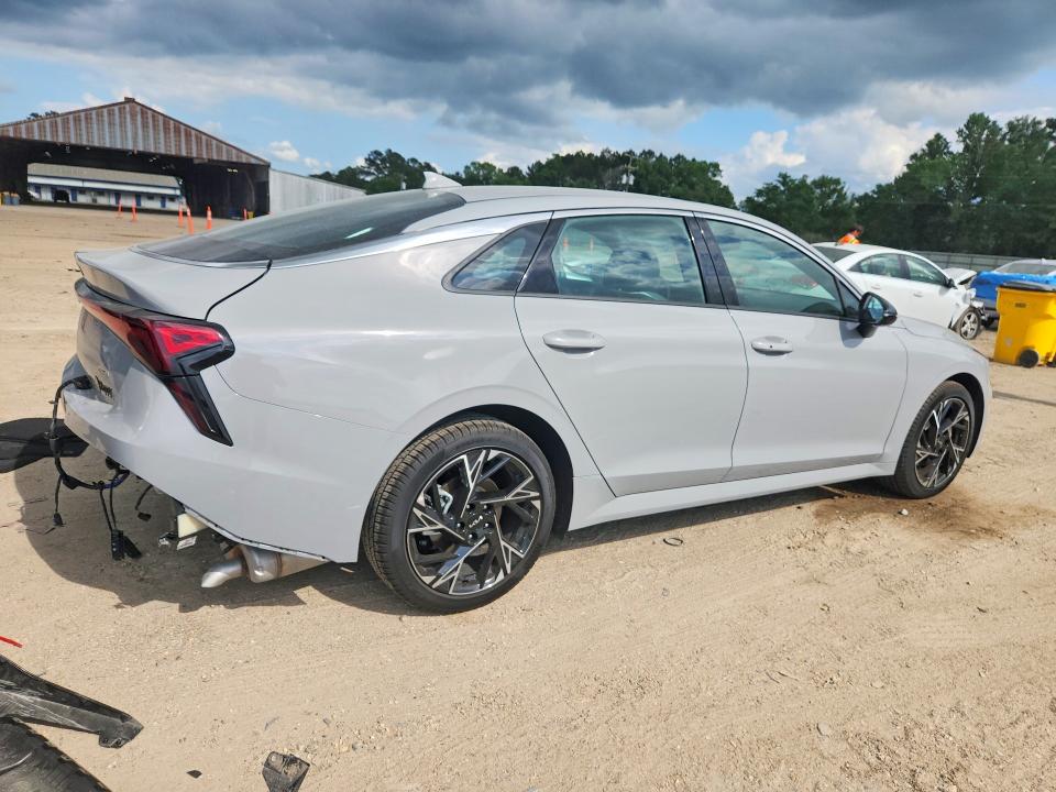 2026 Kia K5 VIN KNAG64J7XT5447567 COPART salvage auction — REAR END, Salvage Title, sold $8,200 on 2026-07-24 (photo 3)