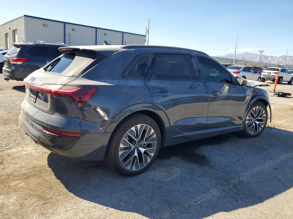 2024 Audi Q8 VIN WA15AAGE6RB034840 COPART salvage auction — FRONT END, Nv - Salvage Title, sold $14,400 on 2026-07-07 (photo 3)