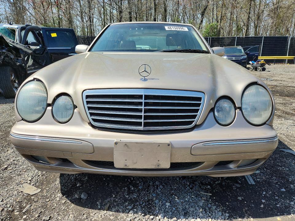 2000 Mercedes-benz E-klasse VIN WDBJF65J4YB123676 COPART salvage auction — REAR END, Md - Cert Of Salvage > 75% Damage, sold $300 on 2026-07-24 (photo 5)