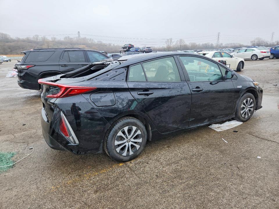 2021 Toyota Prius VIN JTDKAMFP2M3168258 COPART salvage auction — HAIL, Il - Salvage Certificate, sold $9,000 on 2026-07-29 (photo 3)