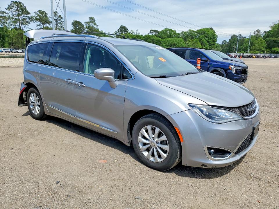 2018 Chrysler Pacifica VIN 2C4RC1BG9JR246082 COPART salvage auction — REAR END, Id - Salvage Certificate Of Title, sold $1,750 on 2026-07-02 (photo 4)