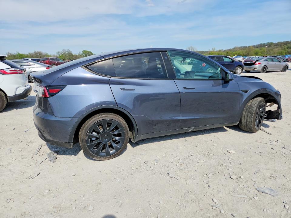 2022 Tesla Model y VIN 7SAYGDEE2NF574931 COPART salvage auction — FRONT END, Il - Salvage Certificate, sold $9,200 on 2026-07-15 (photo 3)