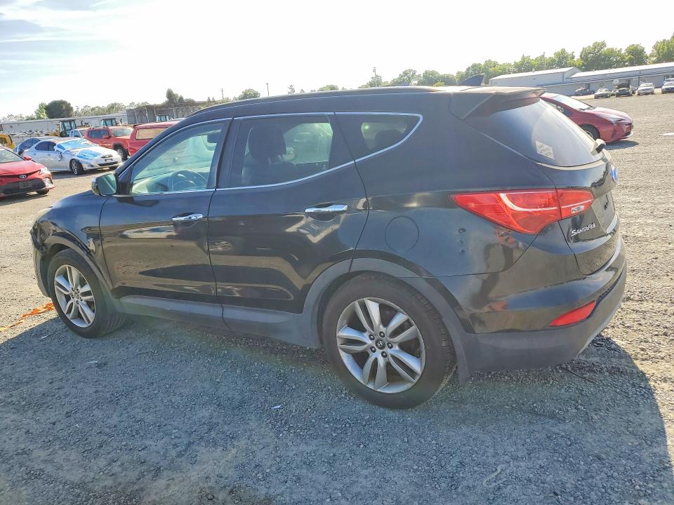 2014 Hyundai Santa fe VIN 5XYZU3LA2EG224177 COPART salvage auction — MINOR DENT/SCRATCHES, Ca - Dis/Dlr/Exp Only Clean Title, sold $1,200 on 2026-07-28 (photo 2)