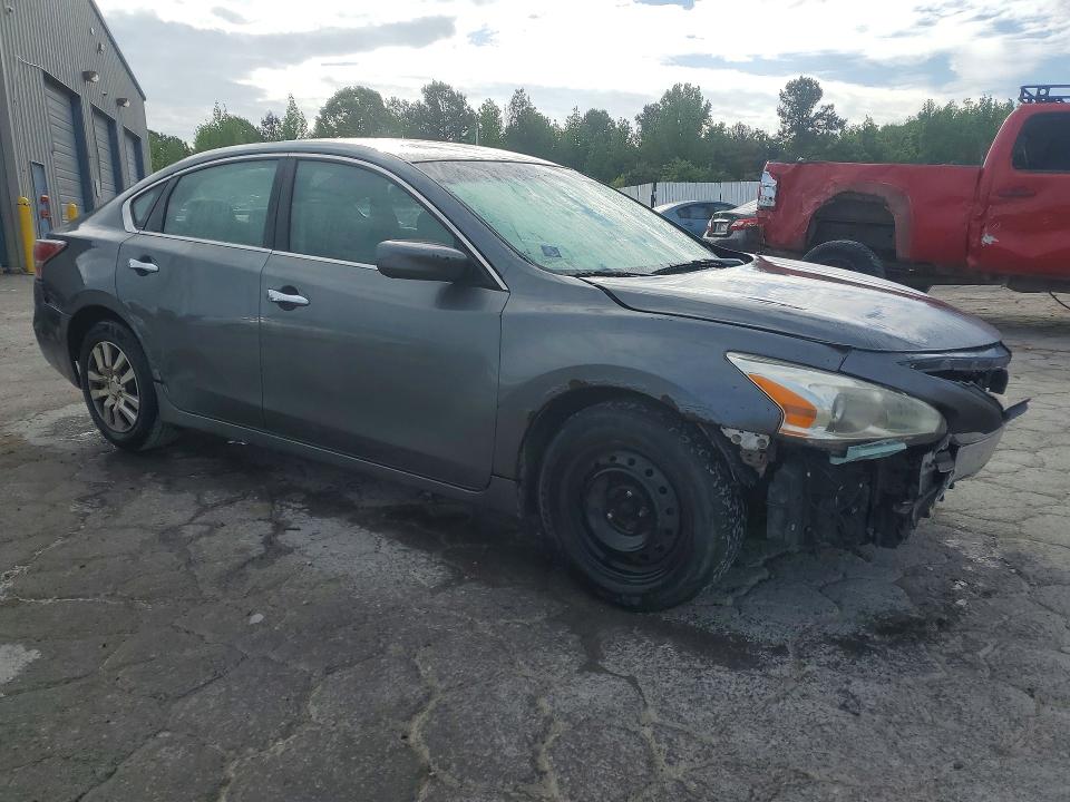2015 Nissan Altima VIN 1N4AL3AP2FN353527 COPART salvage auction — FRONT END, Il - Salvage Certificate, sold $425 on 2026-07-09 (photo 4)
