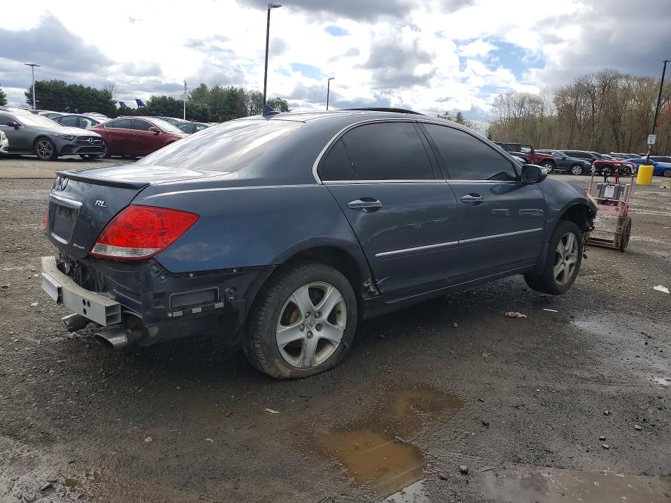 2006 Acura Rl VIN JH4KB165X6C001755 COPART salvage auction — FRONT END, CT - CERT OF TITLE-SALVAGE, sold $450 on 2026-07-09 (photo 3)