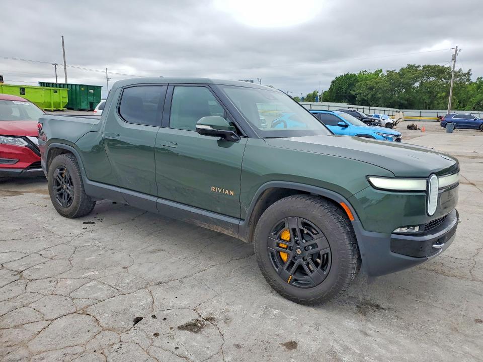 2023 Rivian VIN 7FCTGAAA9PN017439 COPART salvage auction — REAR END, Salvage Title, sold $15,500 on 2026-07-30 (photo 4)