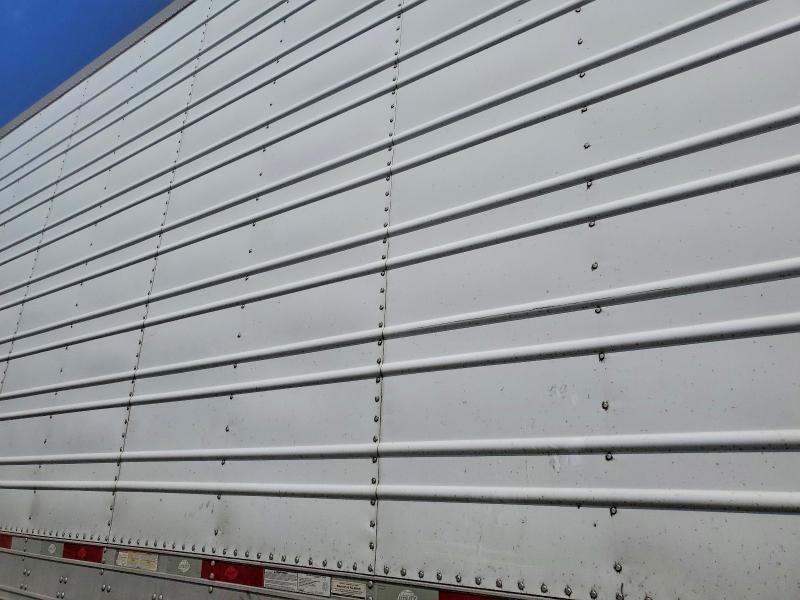 2015 Utility trailer VIN 1UYVS2532FU388110 COPART salvage auction — FRAME DAMAGE, TX - SALVAGE VEHICLE TITLE, sold $850 on 2026-07-09 (photo 5)