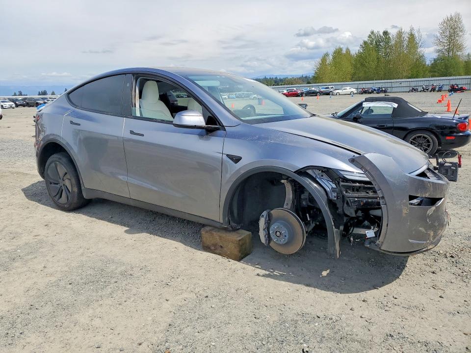 2026 Tesla Model y VIN 7SAYGDEEXTF566346 COPART salvage auction — FRONT END, Wa - Bill Of Sale, sold $17,300 on 2026-07-06 (photo 4)
