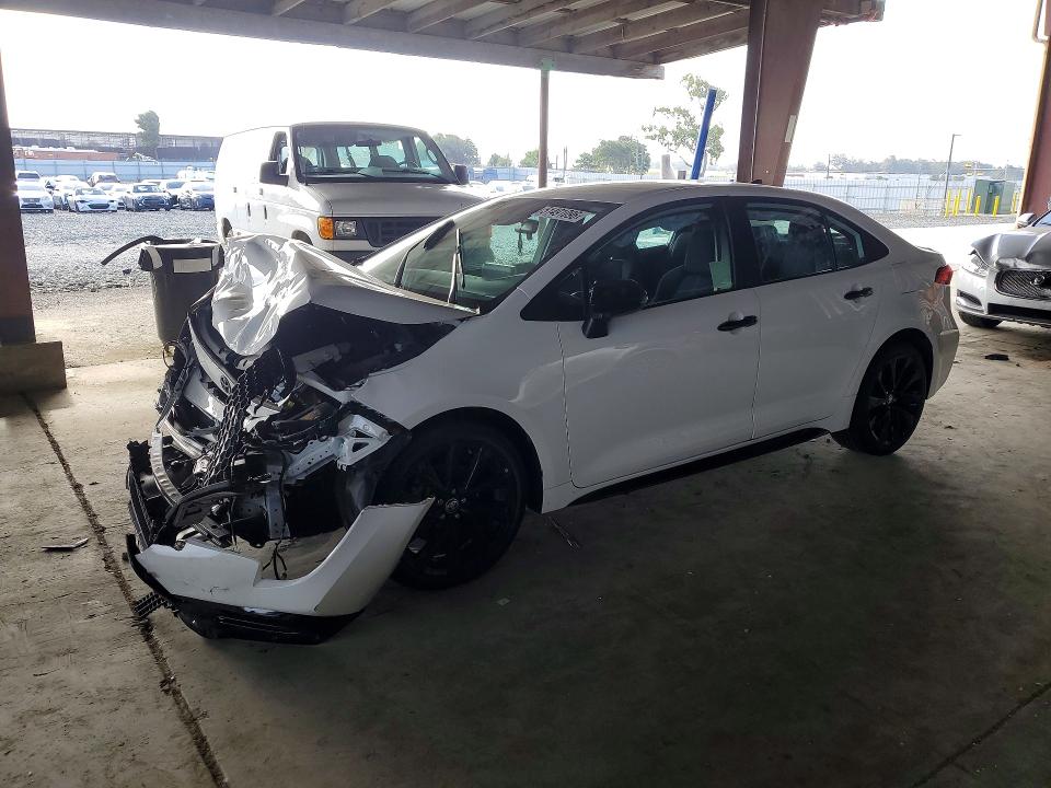 2021 Toyota Corolla VIN 5YFS4MCE2MP061986 COPART salvage auction — FRONT END, Salvage Title, sold $2,900 on 2026-07-23 (photo 1)