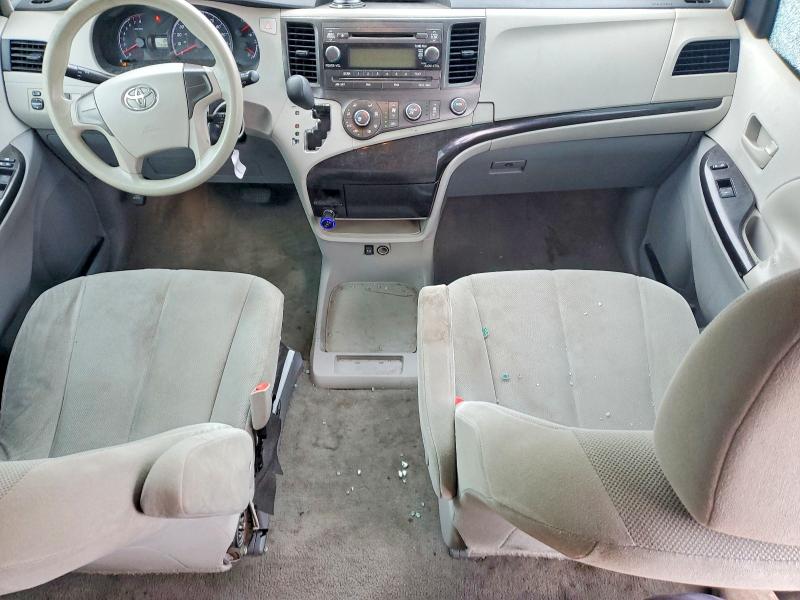 2011 Toyota Sienna VIN 5TDZK3DC4BS025040 COPART salvage auction — FRONT END, Tx - Salvage Vehicle Title, sold $1,550 on 2026-07-02 (photo 8)