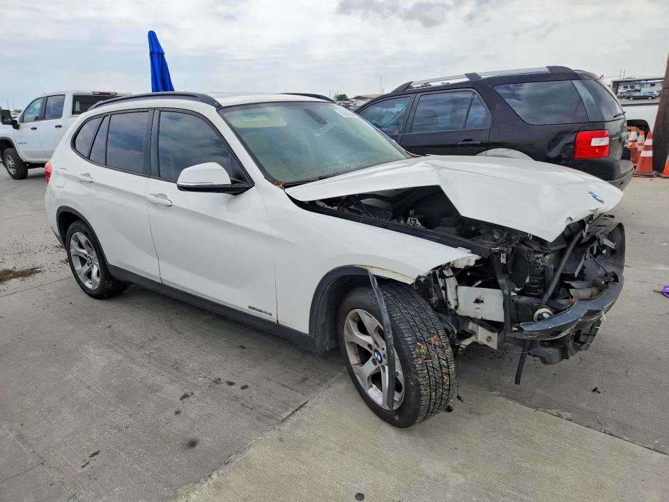 2014 BMW X1 VIN WBAVM1C55EVW55091 COPART salvage auction — FRONT END, Tx - Salvage Vehicle Title, sold $250 on 2026-07-23 (photo 4)