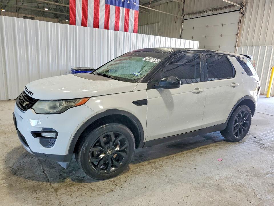 2015 Land rover Discovery VIN SALCR2BG5FH511912 — COPART salvage auction photo